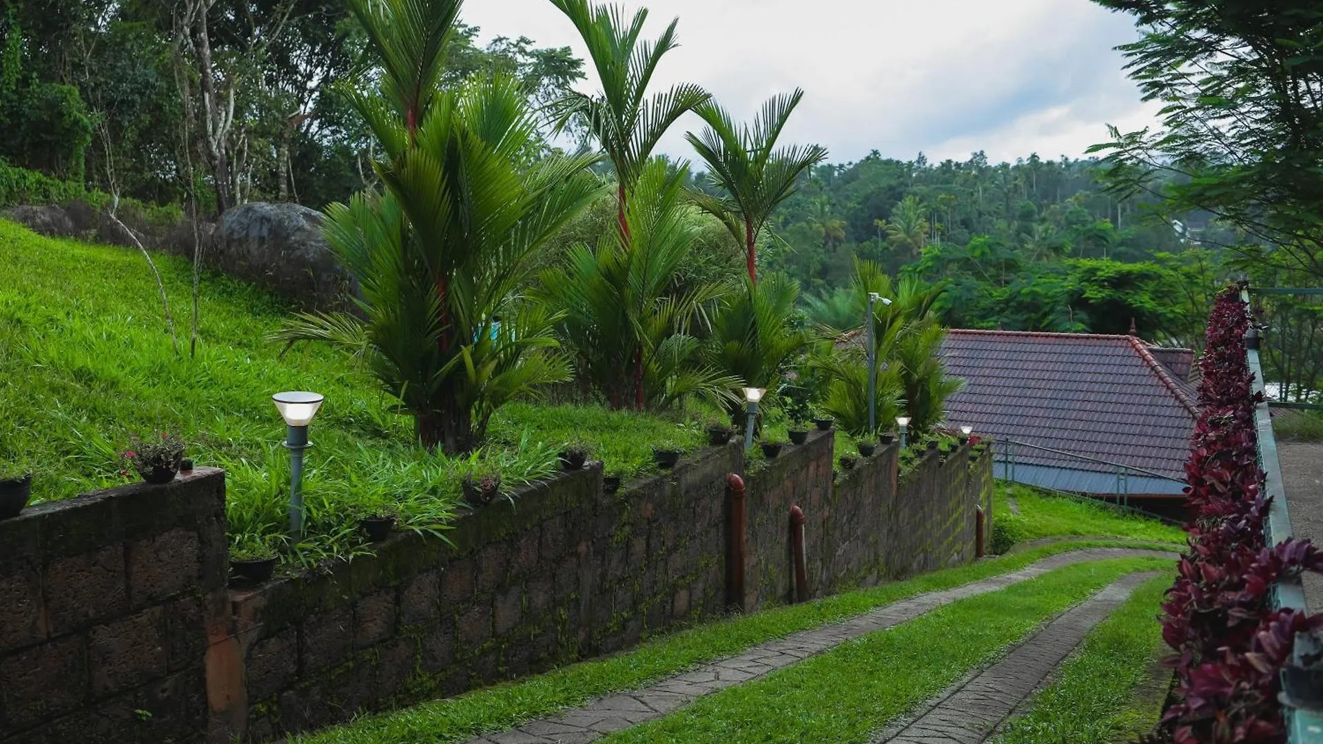 Green Ample Resorts Vaduvanchal