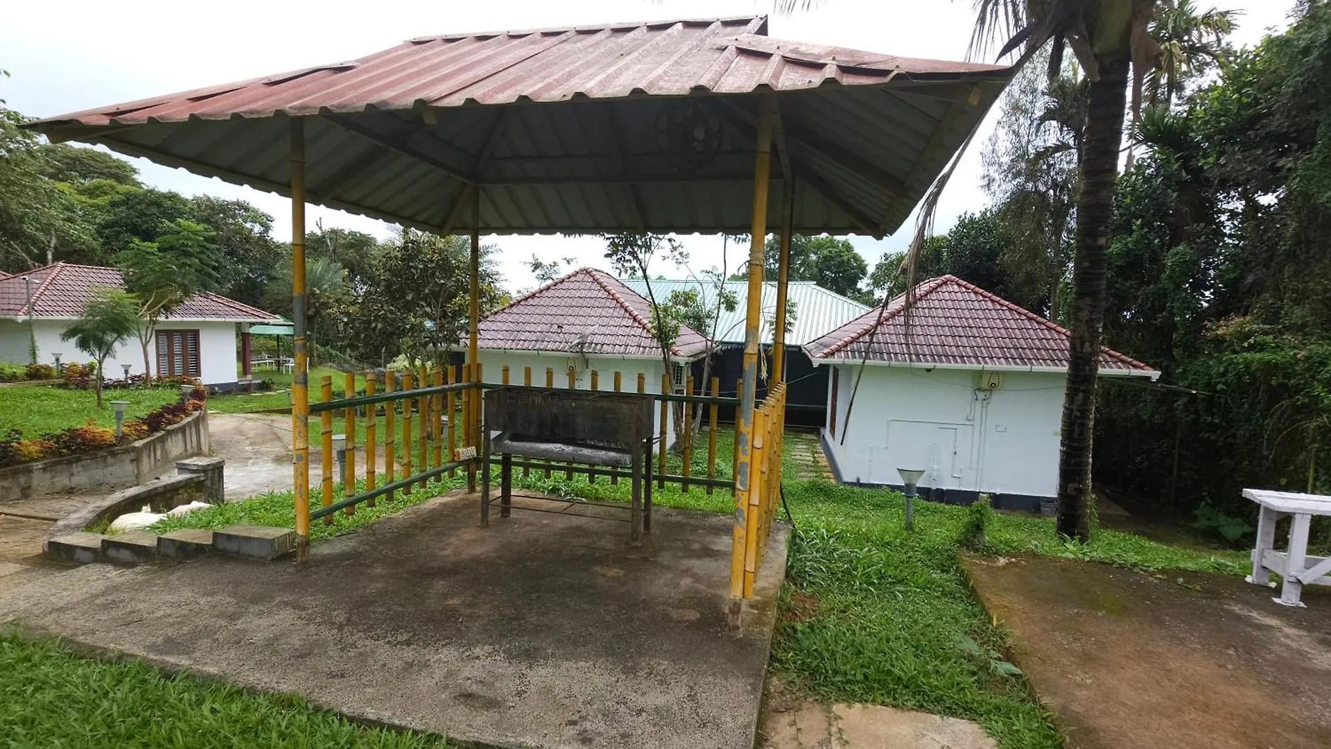 Green Ample Resorts Vaduvanchal 0*,